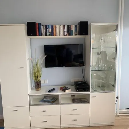 Luv-und-lee-apartment-24
